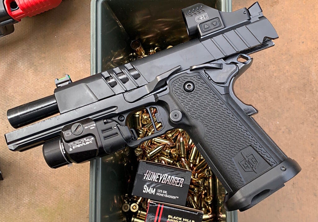 MAC-9-DS-Duty-shooting