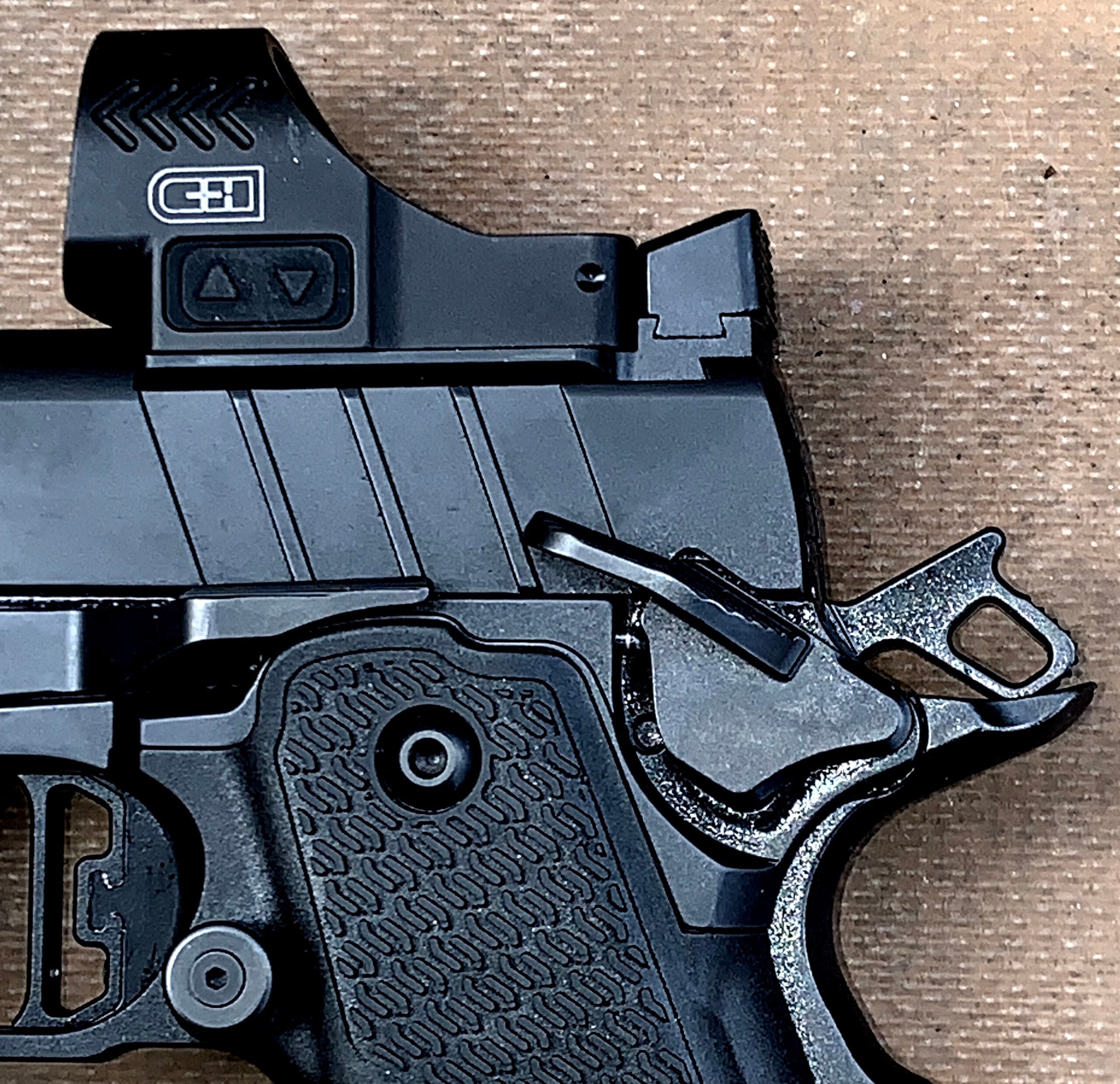 MAC-9-DS-Duty-controls-3