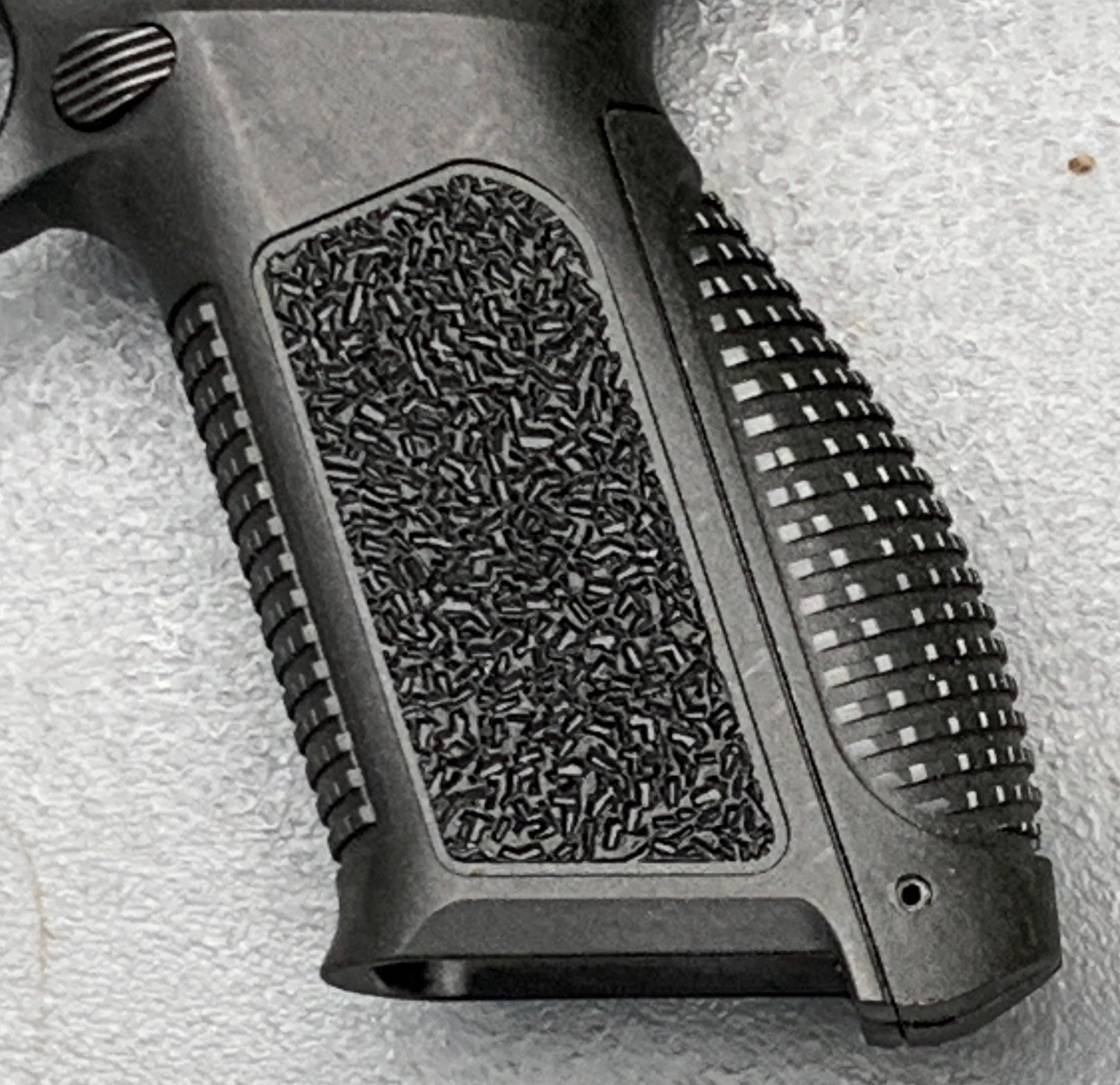 KOR-FX-9-9mm-grip KOR-FX-9-9mm-grip