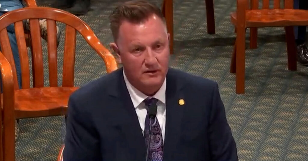 ‘If They Can Serve, They Can Carry’: Michigan Bill Would Let 18-Year-Olds Get Concealed Pistol Licenses ‘If They Can Serve, They Can Carry’: Michigan Bill Would Let 18-Year-Olds Get Concealed Pistol Licenses
